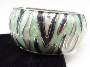 Boho Green Enamel Hinged Cuff Bracelet, Abstract Design, Silver Tone, Unsigned Vintage