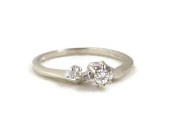 14k White Gold Diamond Engagement Ring, 0.14ctw , Size 7