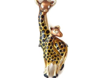 Danecraft Brooch, Mother and Baby Giraffes Pin