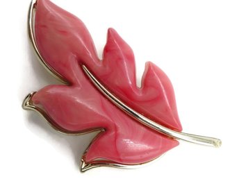 Sarah Coventry Pink Leaf Brooch
