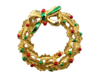 Gerry's Christmas Gold Tone Ornament Circle Brooch Pin
